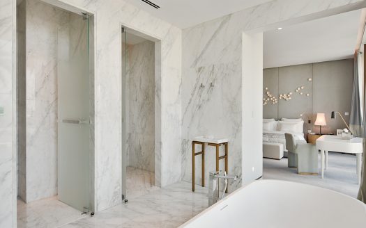 Iconic Luxurious Residence | Open Sea Views