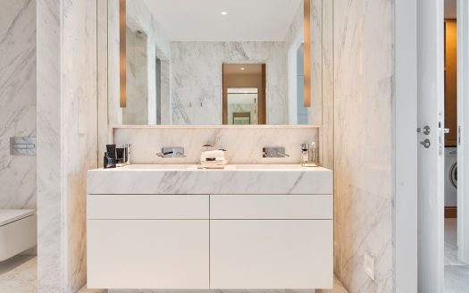 Iconic Luxurious Residence | Open Sea Views