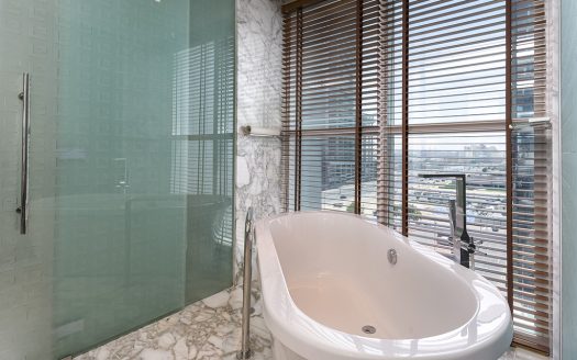 EXCLUSIVE | Returns and Buy Back Guaranteed