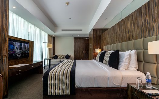 EXCLUSIVE | Returns and Buy Back Guaranteed