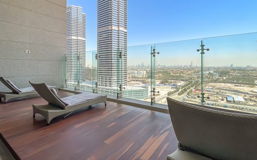 EXCLUSIVE | Returns and Buy Back Guaranteed